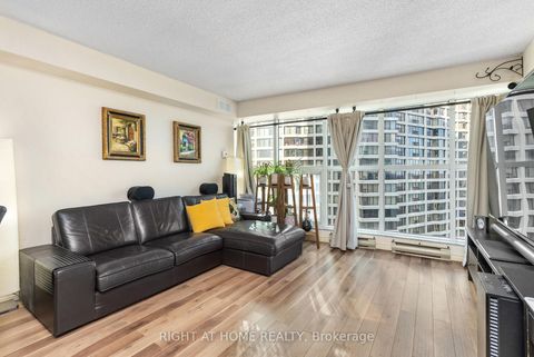 Photo 5 at 2306 - 77 Harbour Square, Waterfront Communities C1, Toronto
