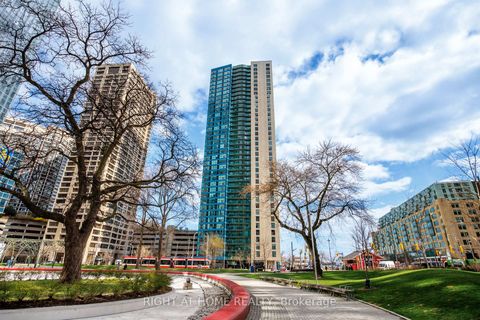 Photo 25 at 2306 - 77 Harbour Square, Waterfront Communities C1, Toronto