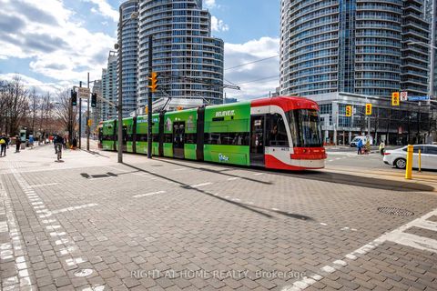 Photo 31 at 2306 - 77 Harbour Square, Waterfront Communities C1, Toronto