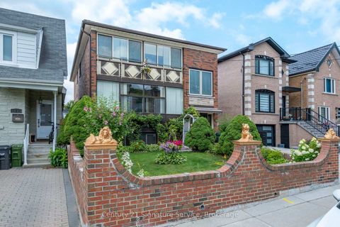 Photo 1 at 524 Silverthorn Avenue, Eglinton West, Toronto