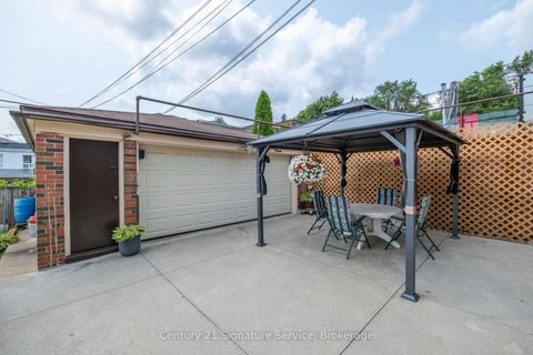 Photo 26 at 524 Silverthorn Avenue, Eglinton West, Toronto