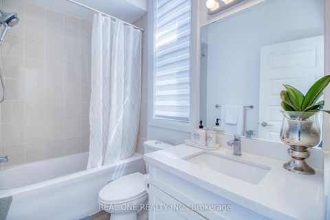 Photo 22 at 63 - 27 Eldora Avenue, Newtonbrook West, Toronto