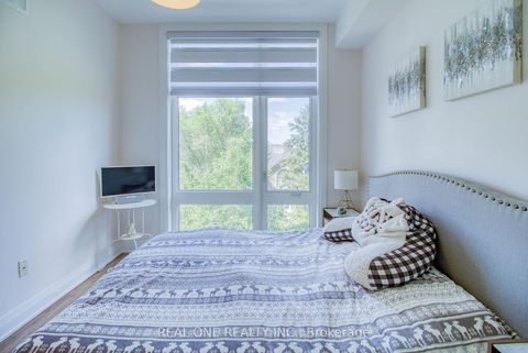 Photo 25 at 63 - 27 Eldora Avenue, Newtonbrook West, Toronto
