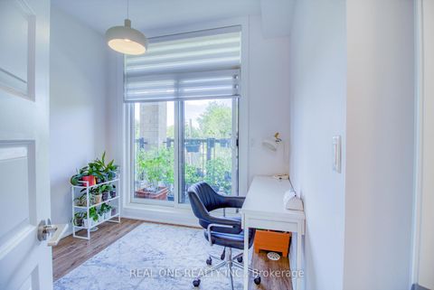 Photo 27 at 63 - 27 Eldora Avenue, Newtonbrook West, Toronto