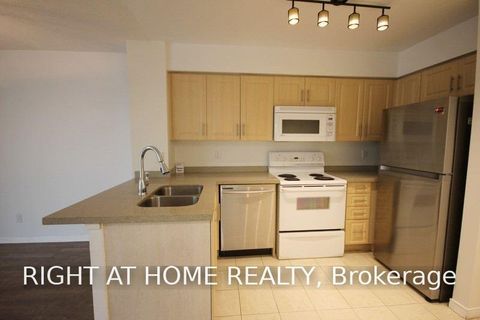 Photo 1 at 207 - 30 Harrison Garden Boulevard, Willowdale East, Toronto