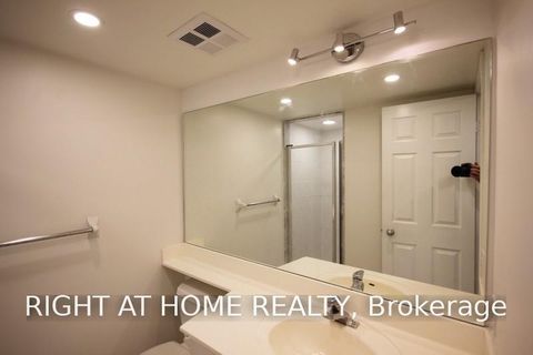 Photo 11 at 207 - 30 Harrison Garden Boulevard, Willowdale East, Toronto