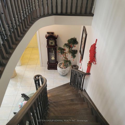 Photo 7 at 78 Pieta Place, Vellore Village, Vaughan
