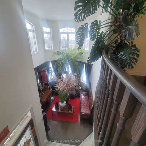Photo 9 at 78 Pieta Place, Vellore Village, Vaughan