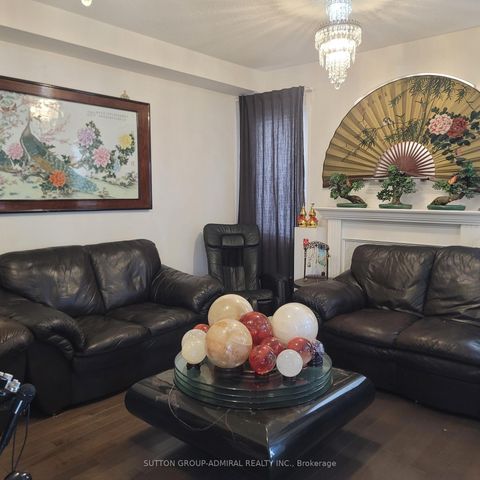 Photo 13 at 78 Pieta Place, Vellore Village, Vaughan