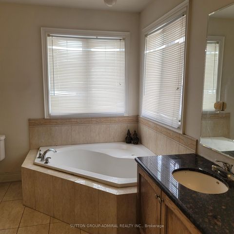 Photo 17 at 78 Pieta Place, Vellore Village, Vaughan