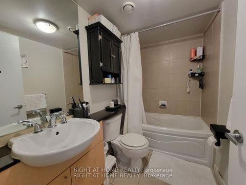 Photo 12 at 3205 - 361 Front Street W, Waterfront Communities C1, Toronto