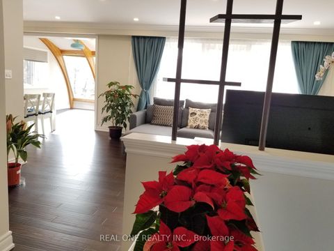 Photo 6 at 26 Applefield Drive, Bendale, Toronto