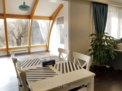 Photo 14 at 26 Applefield Drive, Bendale, Toronto