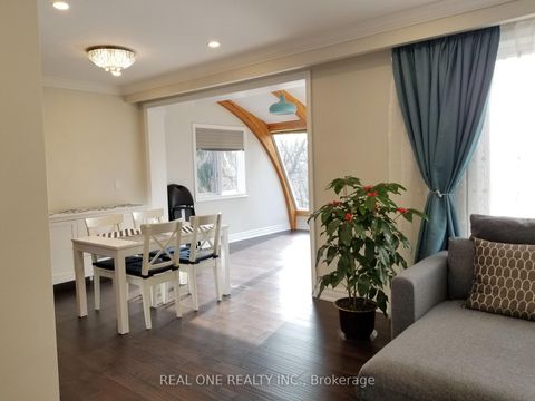 Photo 16 at 26 Applefield Drive, Bendale, Toronto