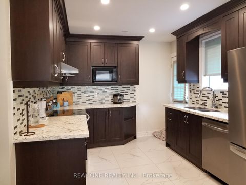 Photo 20 at 26 Applefield Drive, Bendale, Toronto