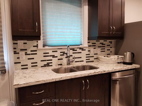 Photo 23 at 26 Applefield Drive, Bendale, Toronto