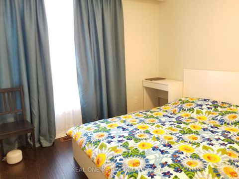 Photo 24 at 26 Applefield Drive, Bendale, Toronto