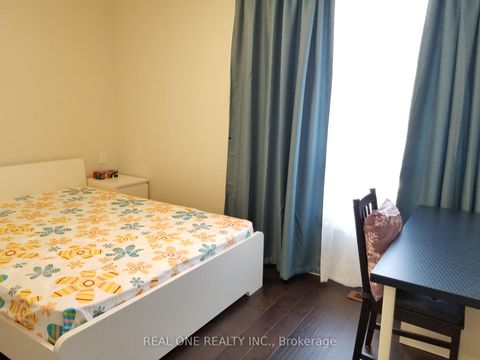 Photo 29 at 26 Applefield Drive, Bendale, Toronto