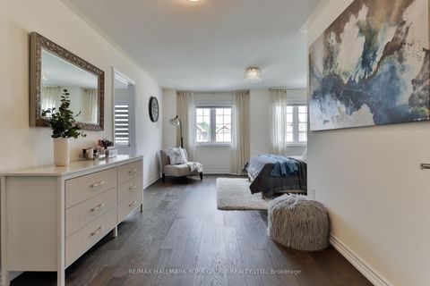 Photo 19 at 434 Ritas Avenue, Summerhill Estates, Newmarket