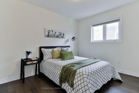 Photo 32 at 434 Ritas Avenue, Summerhill Estates, Newmarket