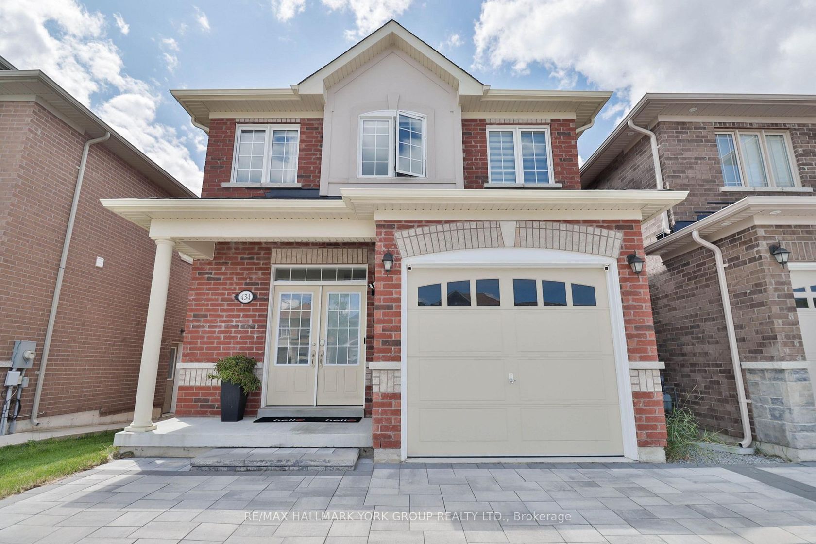 434 Ritas Avenue, Summerhill Estates, Newmarket photo 2