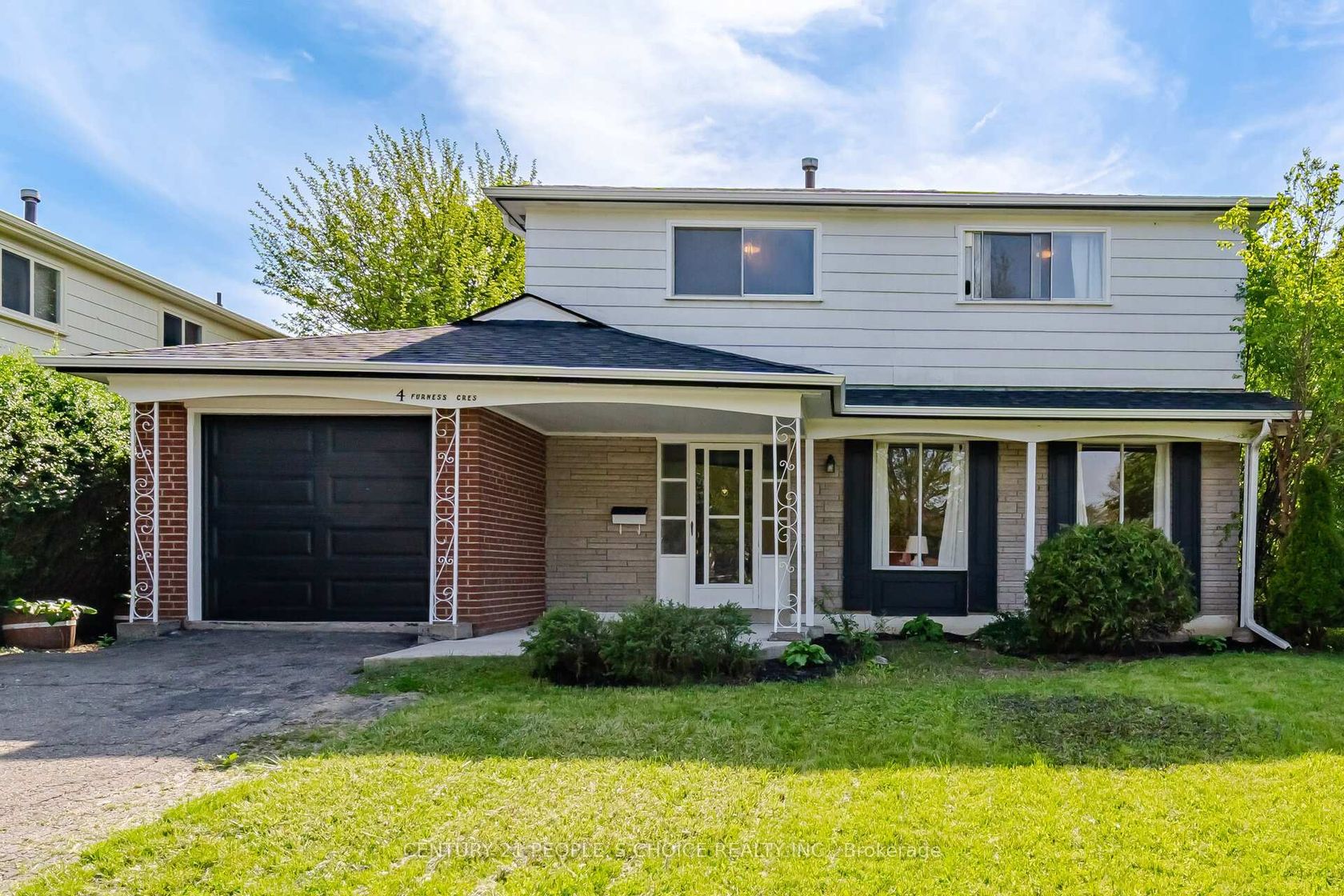 4 Furness Crescent, Clairville, Toronto 