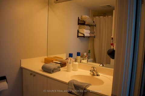 Photo 8 at 2612 - 219 Fort York Boulevard, Niagara, Toronto