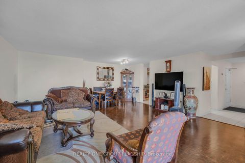 Photo 6 at 1401 - 61 Richview Road, Humber Heights, Toronto