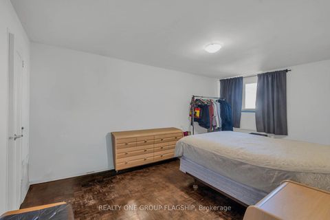 Photo 11 at 1401 - 61 Richview Road, Humber Heights, Toronto