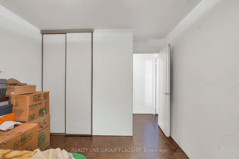Photo 12 at 1401 - 61 Richview Road, Humber Heights, Toronto