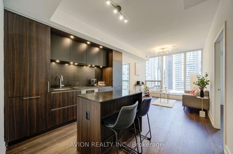 Photo 1 at 1605 - 15 Mercer Street, Waterfront Communities C1, Toronto