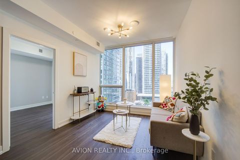 Photo 2 at 1605 - 15 Mercer Street, Waterfront Communities C1, Toronto