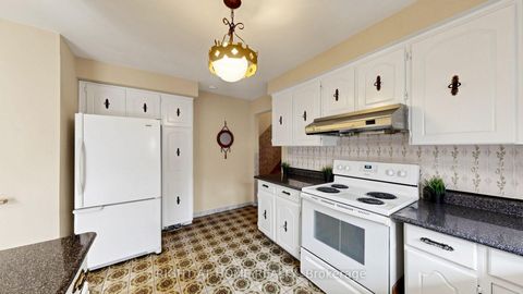 Photo 6 at 20 Torrens Avenue, Broadview North, Toronto