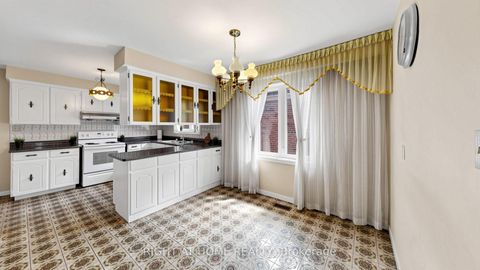 Photo 7 at 20 Torrens Avenue, Broadview North, Toronto