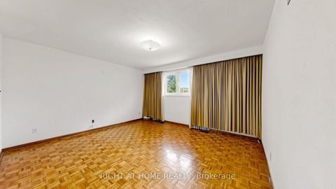 Photo 13 at 20 Torrens Avenue, Broadview North, Toronto