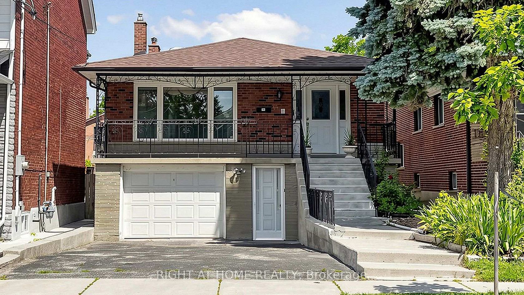 20 Torrens Avenue, Broadview North, Toronto 