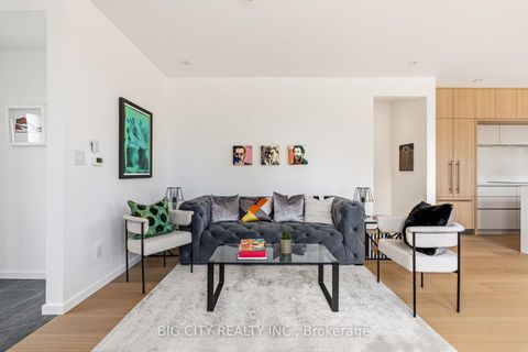 Photo 10 at 1 - 276 Lanor Avenue, Alderwood, Toronto