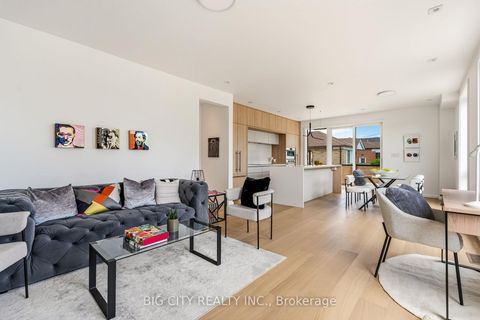 Photo 11 at 1 - 276 Lanor Avenue, Alderwood, Toronto