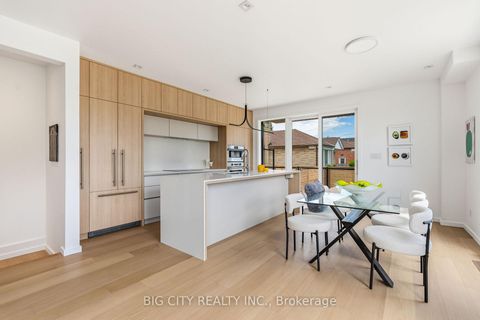 Photo 13 at 1 - 276 Lanor Avenue, Alderwood, Toronto