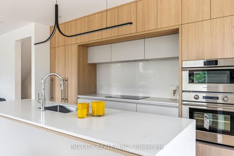 Photo 18 at 1 - 276 Lanor Avenue, Alderwood, Toronto