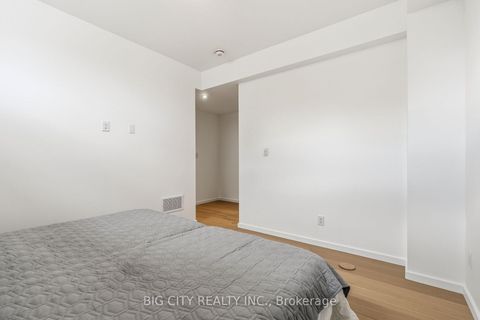 Photo 23 at 1 - 276 Lanor Avenue, Alderwood, Toronto