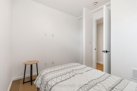 Photo 27 at 1 - 276 Lanor Avenue, Alderwood, Toronto