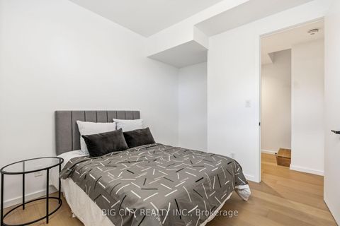 Photo 29 at 1 - 276 Lanor Avenue, Alderwood, Toronto