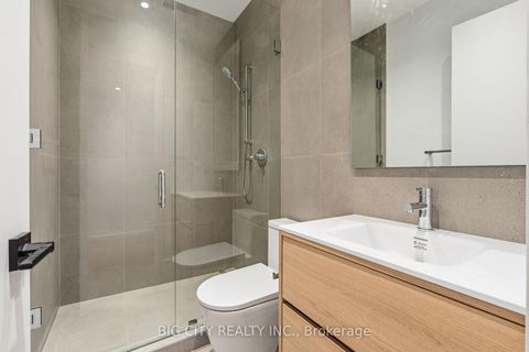Photo 31 at 1 - 276 Lanor Avenue, Alderwood, Toronto