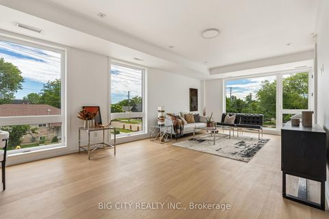 Photo 6 at 3 - 276 Lanor Avenue, Alderwood, Toronto