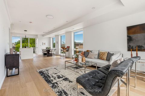 Photo 7 at 3 - 276 Lanor Avenue, Alderwood, Toronto
