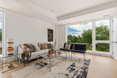 Photo 11 at 3 - 276 Lanor Avenue, Alderwood, Toronto