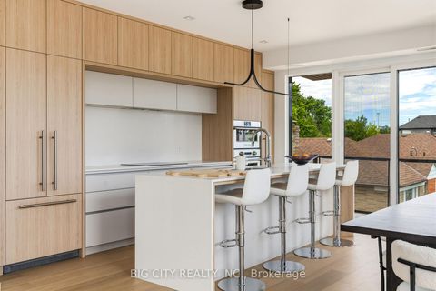 Photo 14 at 3 - 276 Lanor Avenue, Alderwood, Toronto