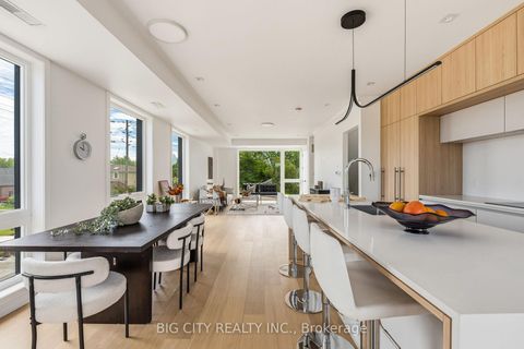 Photo 15 at 3 - 276 Lanor Avenue, Alderwood, Toronto