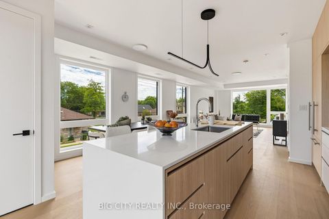 Photo 16 at 3 - 276 Lanor Avenue, Alderwood, Toronto